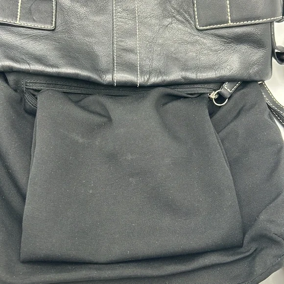 Coach H05Q-1452 Vintage Soho Slim Duffle Shoulder Crossbody Bag Black EUC - Picture 13 of 15